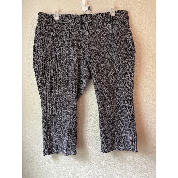 Lane Bryant Allie Cropped Pants Stretch Career Casual Black White‎ Size 20 - Picture 1 of 3